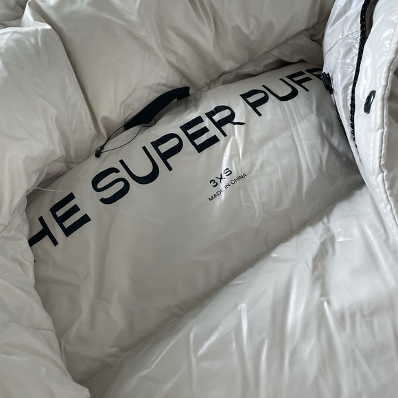 Aritzia tna super puff jacket xxxs gloss birch/white - Picture 3 of 9